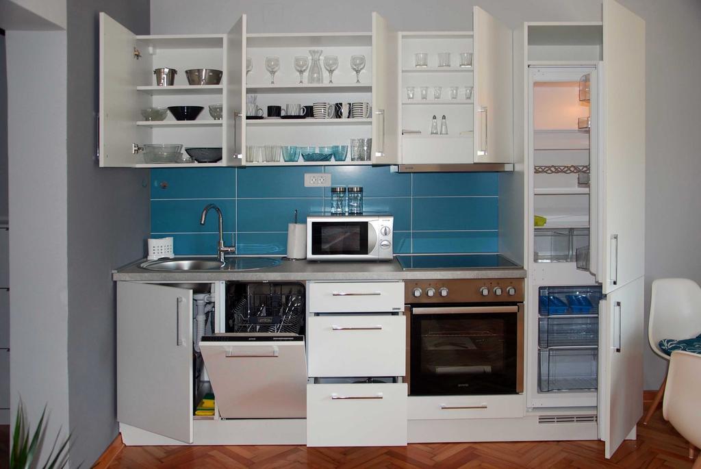 Apartments Iva Tivat Rum bild